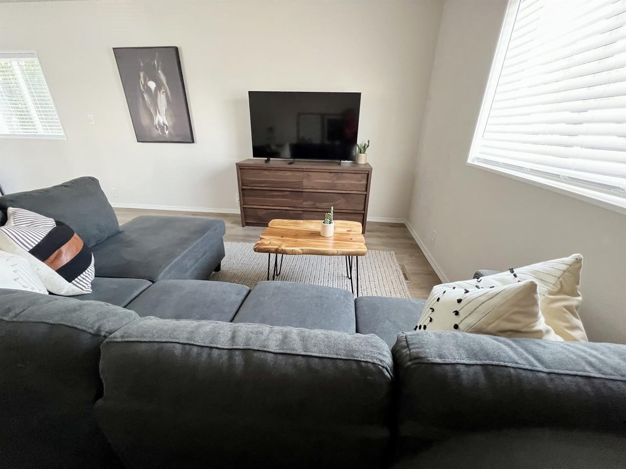 127 Northside Dr #127 - Photo 3 of 17