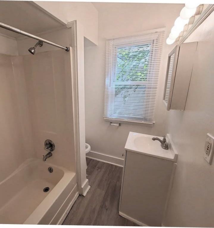 21807 Waldron St - Photo 7 of 14