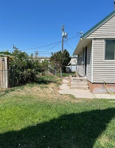 733 Dahl Ave - Photo 2 of 12
