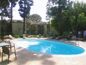 750 Park Center Dr - Photo 3 of 20