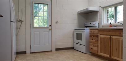 1029 Locust Ave - Photo 3 of 19