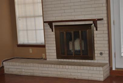 141 Masquerade Ln - Photo 3 of 12
