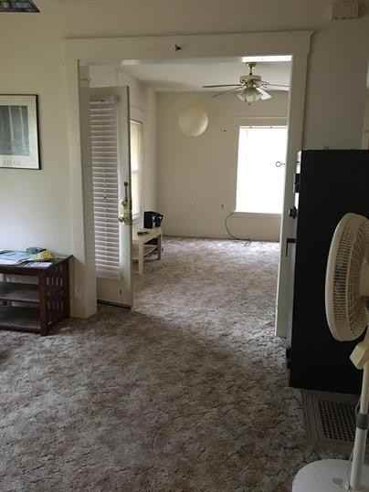 309 S Monroe St - Photo 3 of 12