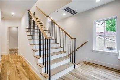 4549 Fairway Ave - Photo 3 of 9