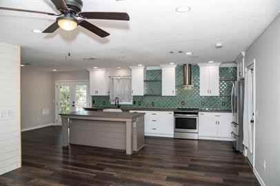 333 Dogwood Ext - Photo 3 of 10