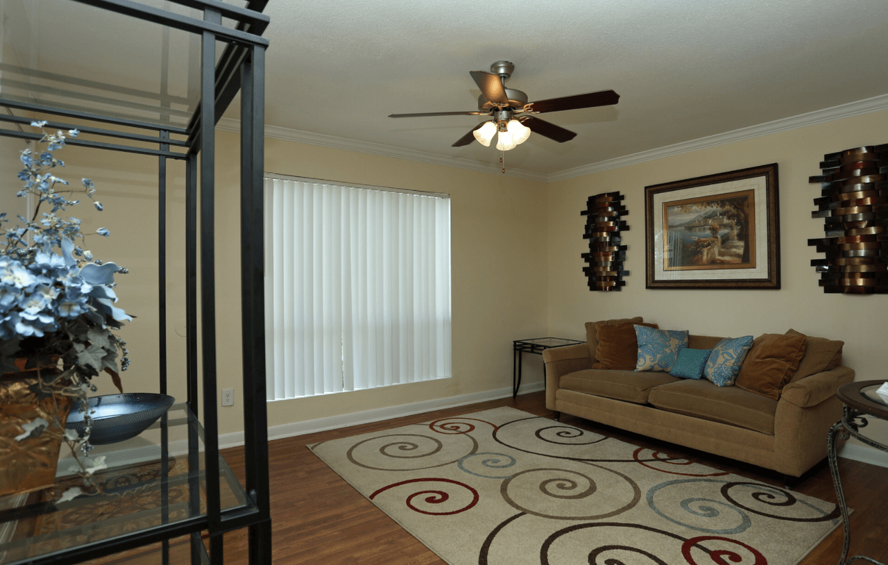 Spring Oaks/woodbriar - Photo 2 of 35