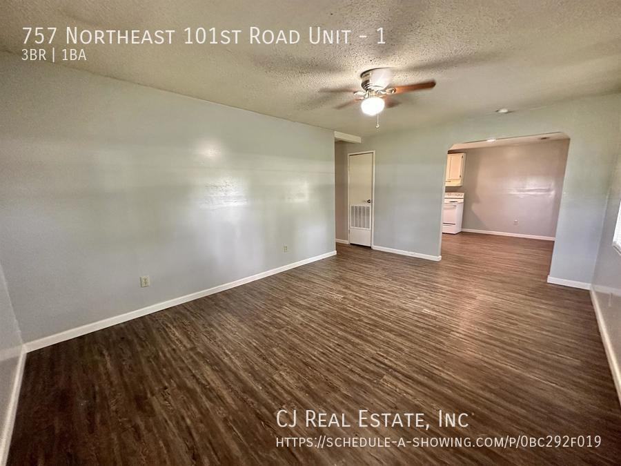 757 Ne 101st Rd #1 - Photo 3 of 9