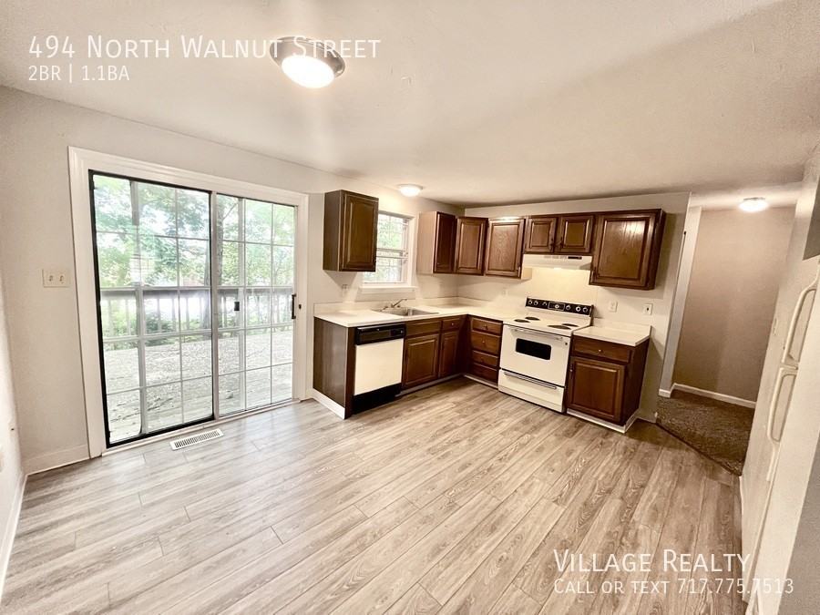 494 N Walnut St - Photo 2 of 50