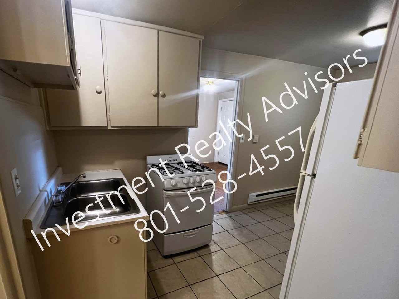 585 N Main St #2 - Photo 4 of 9