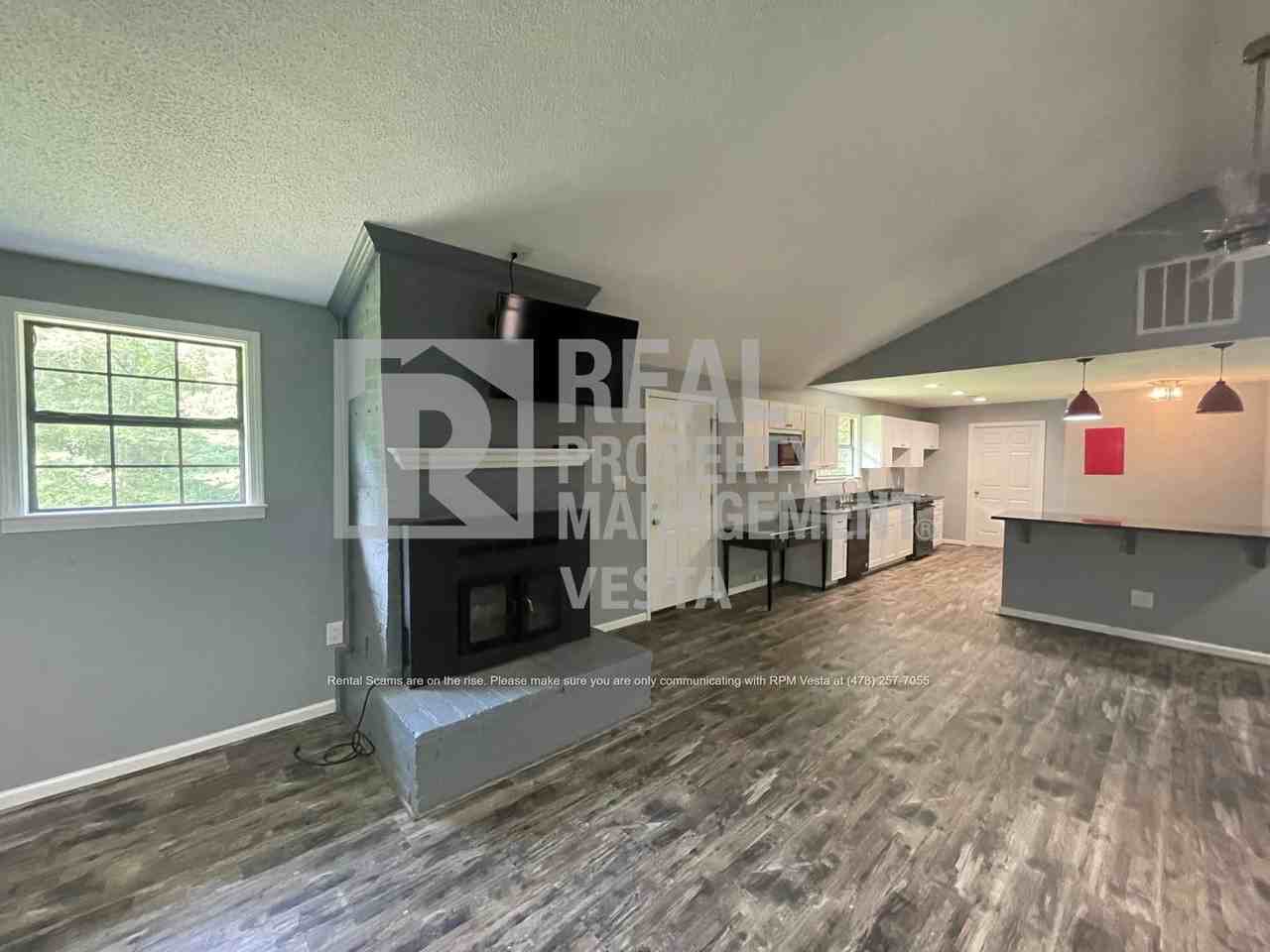 437 Harris Morton Rd - Photo 2 of 15