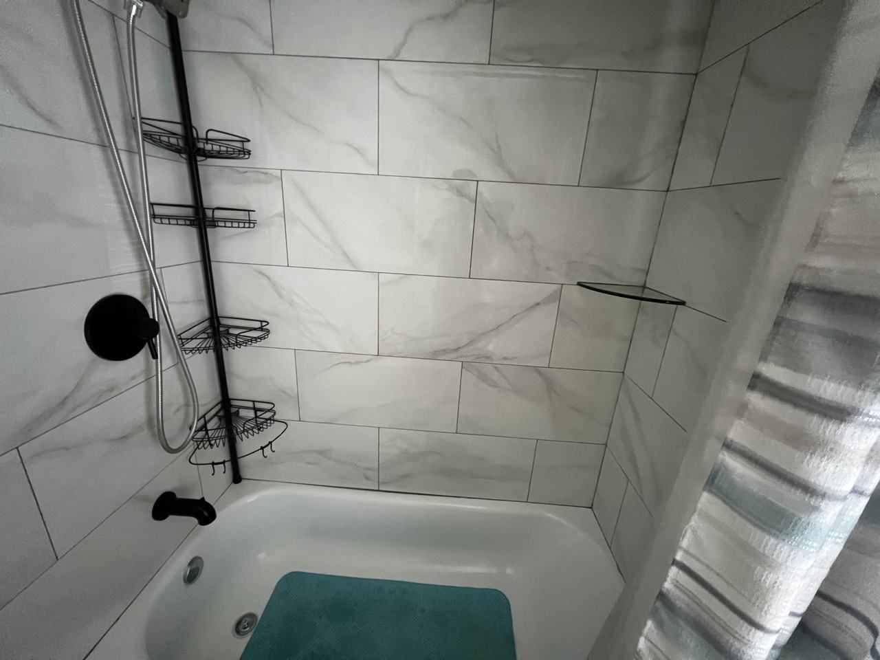 4643 Glenside Cir #NA - Photo 3 of 8