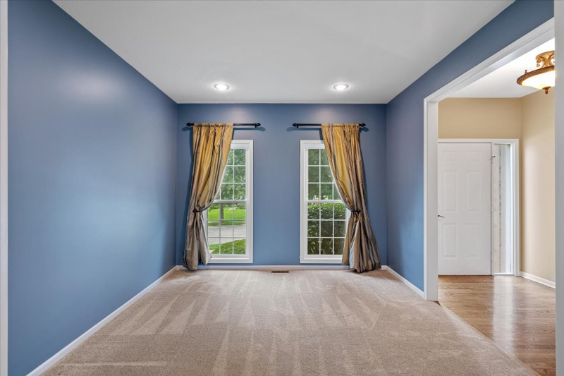 5932 Nw Liston Ct - Photo 4 of 37