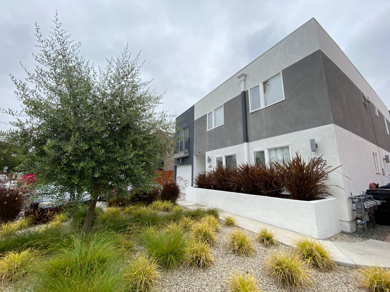 627 N Mariposa Ave #627 - Photo 2 of 13