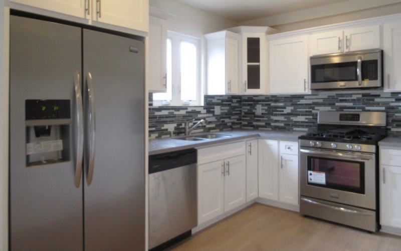 627 N Mariposa Ave #627 - Photo 3 of 13