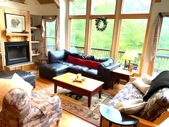 173 Treetop Ln - Photo 2 of 14