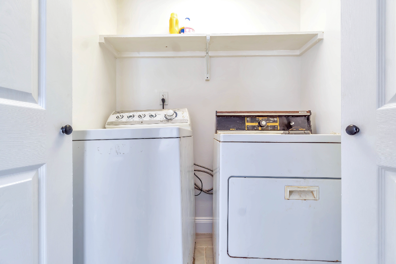 2931 Day St - Photo 3 of 16