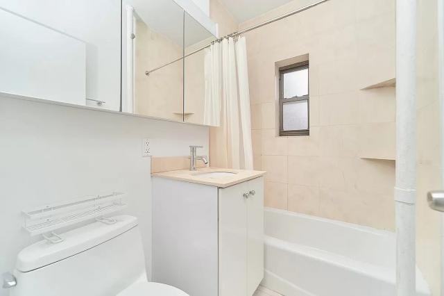 120 East 4th Street - Photo 4 of 4