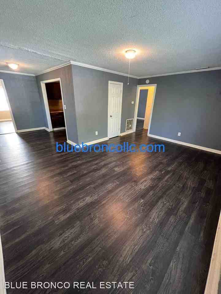 7917 Park Ave - Photo 3 of 17