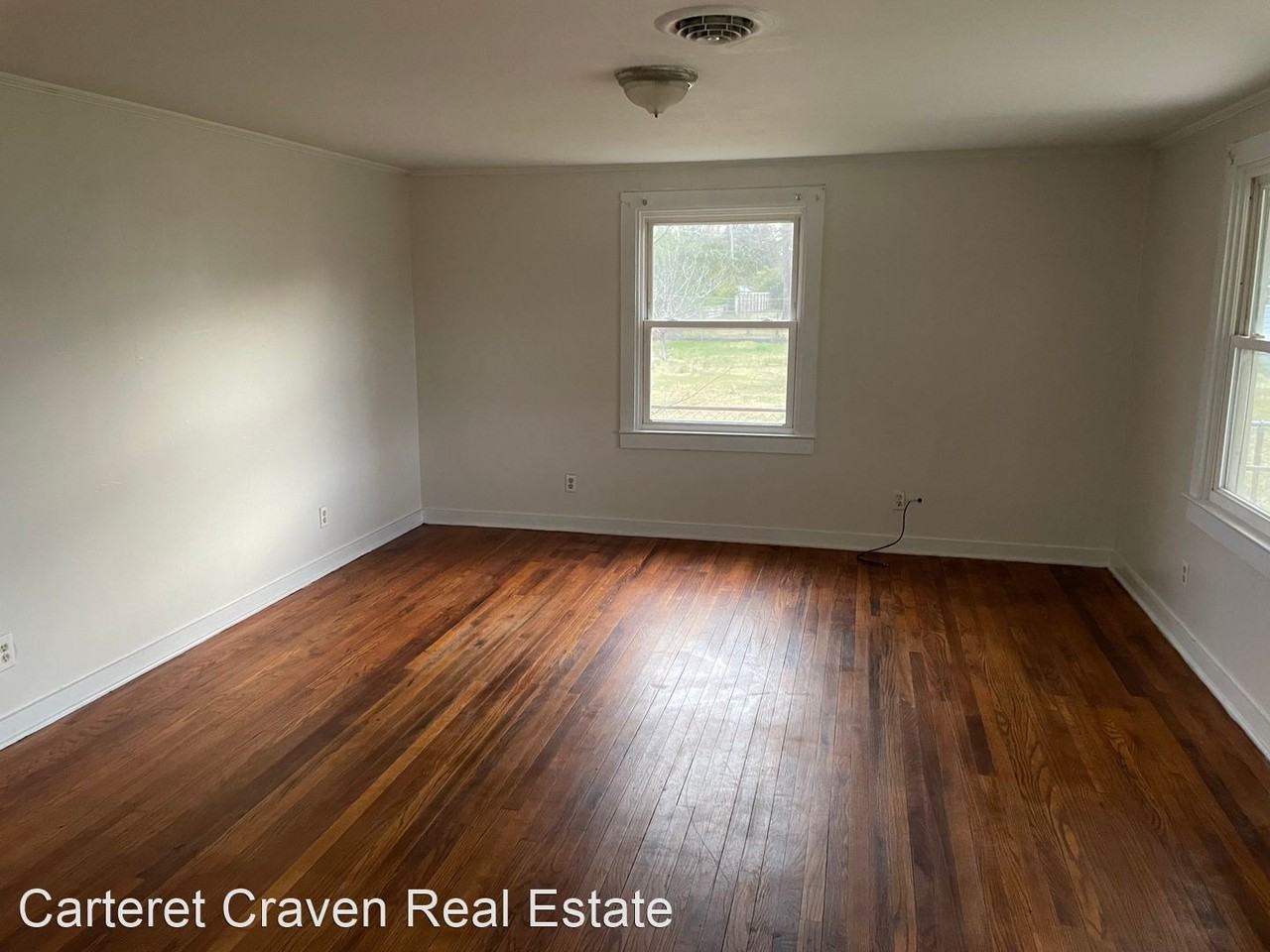 Forest Hill - Photo 3 of 7