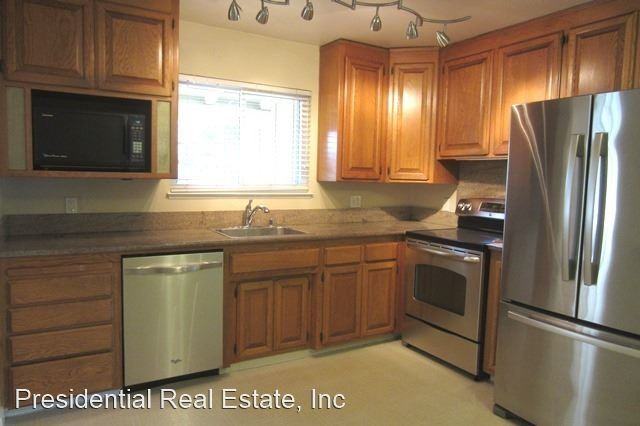 254 Llewellyn Ave - Photo 2 of 7