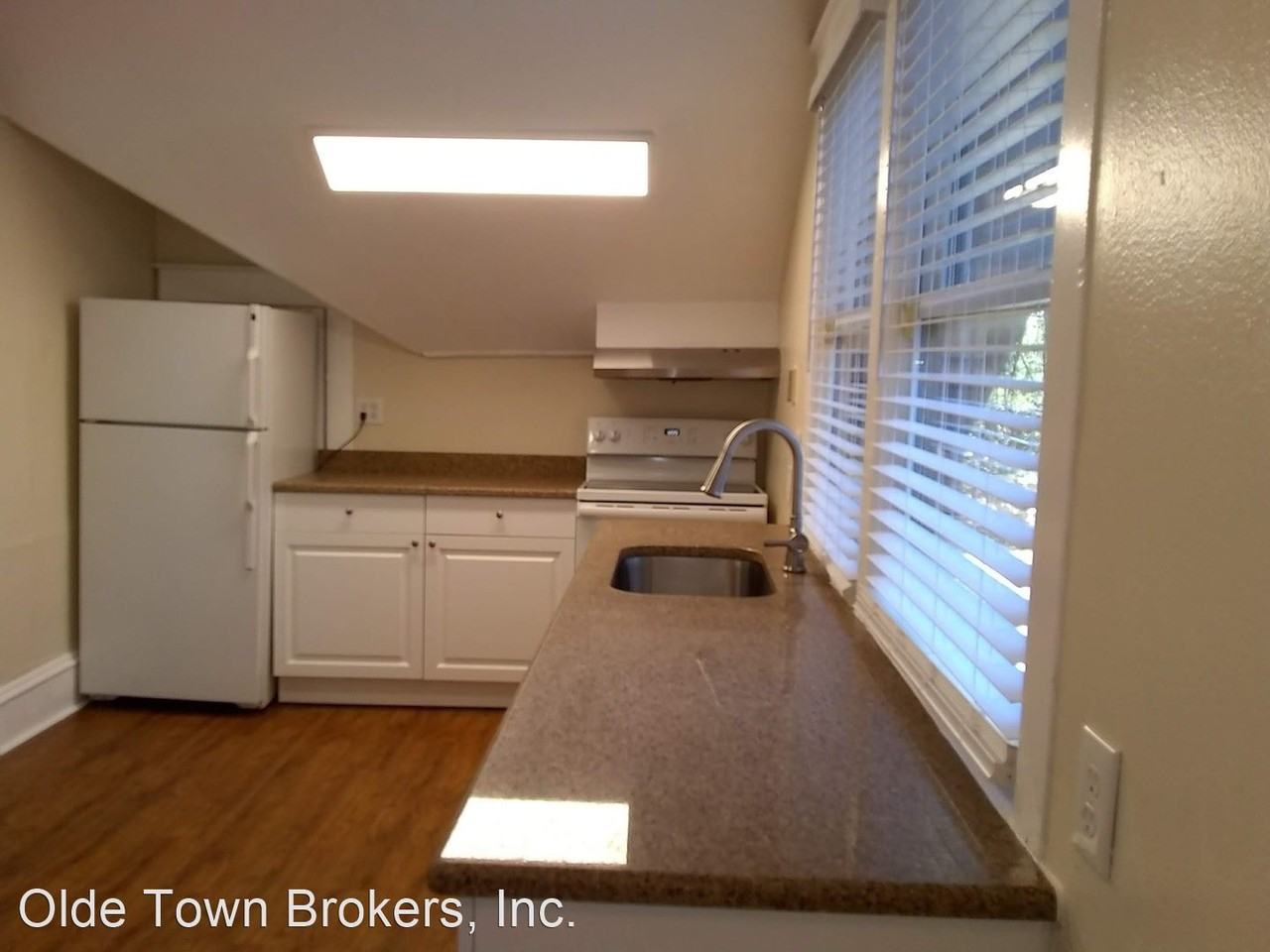 402 E Anderson St - Photo 3 of 18
