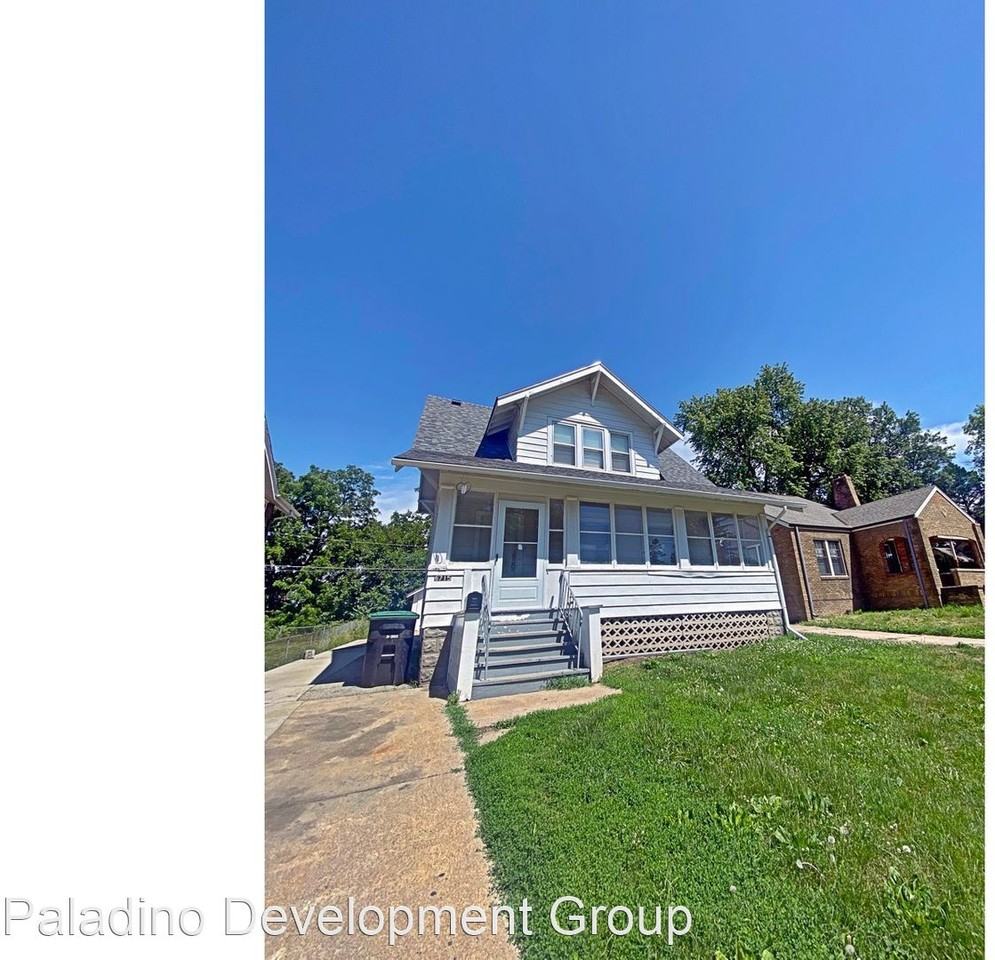 6715 Florence Blvd - Photo 2 of 3