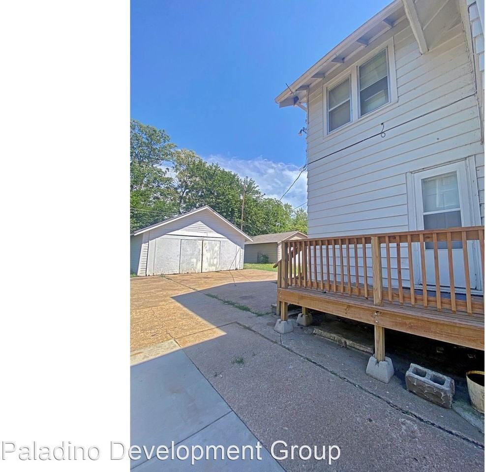 6715 Florence Blvd - Photo 3 of 3