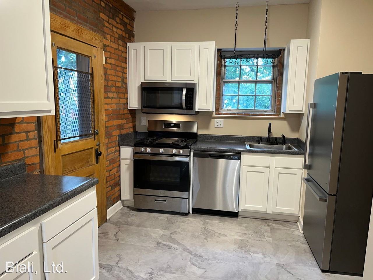 308 Wilber Ave - Photo 2 of 9