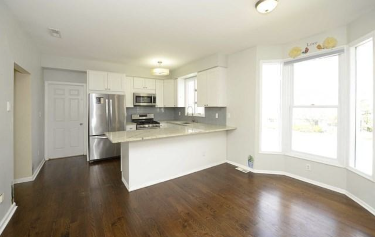 542 Ridgeland Ter - Photo 3 of 8