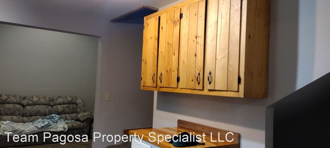 1419 15th Pl #B - Photo 3 of 11