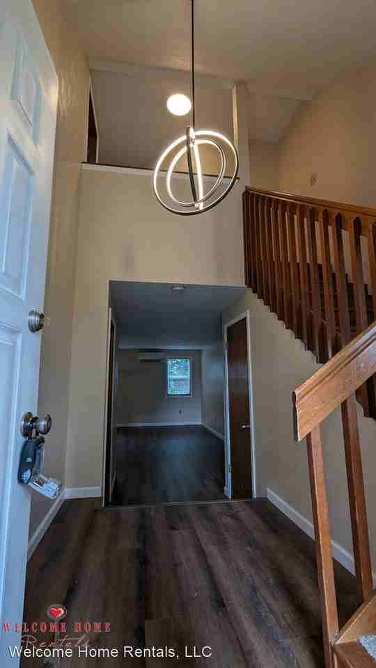 2012 & 2014 Conger Ave. NW - Photo 2 of 50