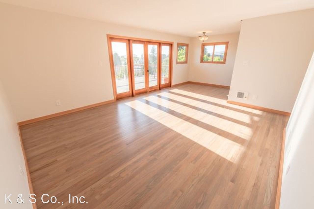 1530 Henry Street - Photo 2 of 19