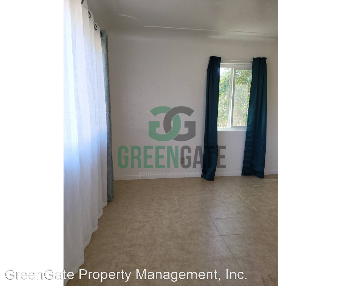 825-829 El Terino Ave - Photo 2 of 39
