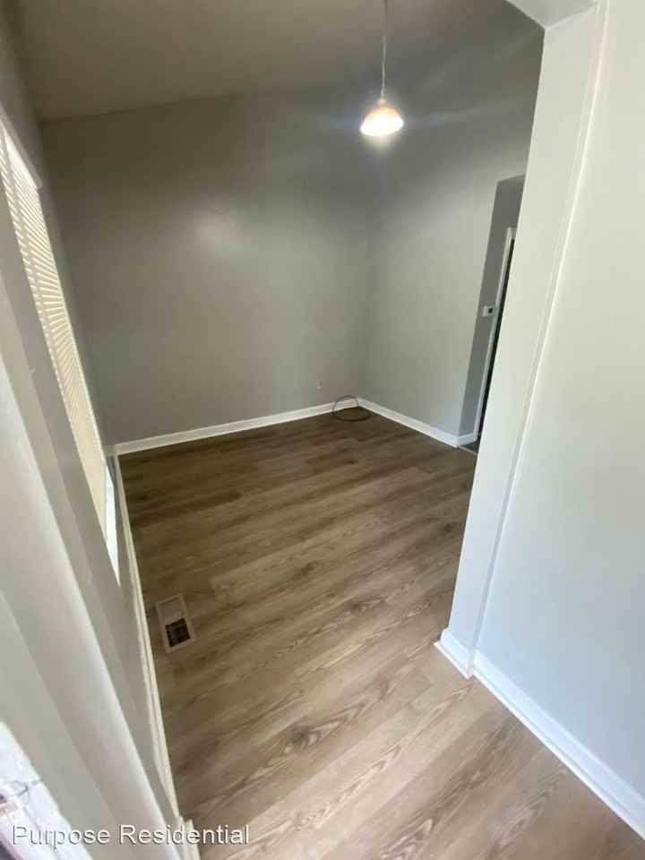 7001 Edison Ave - Photo 3 of 12