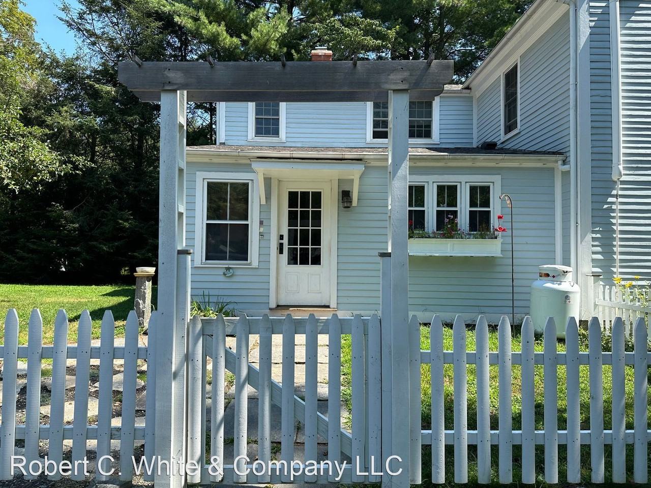 26 Spring St - Photo 3 of 43