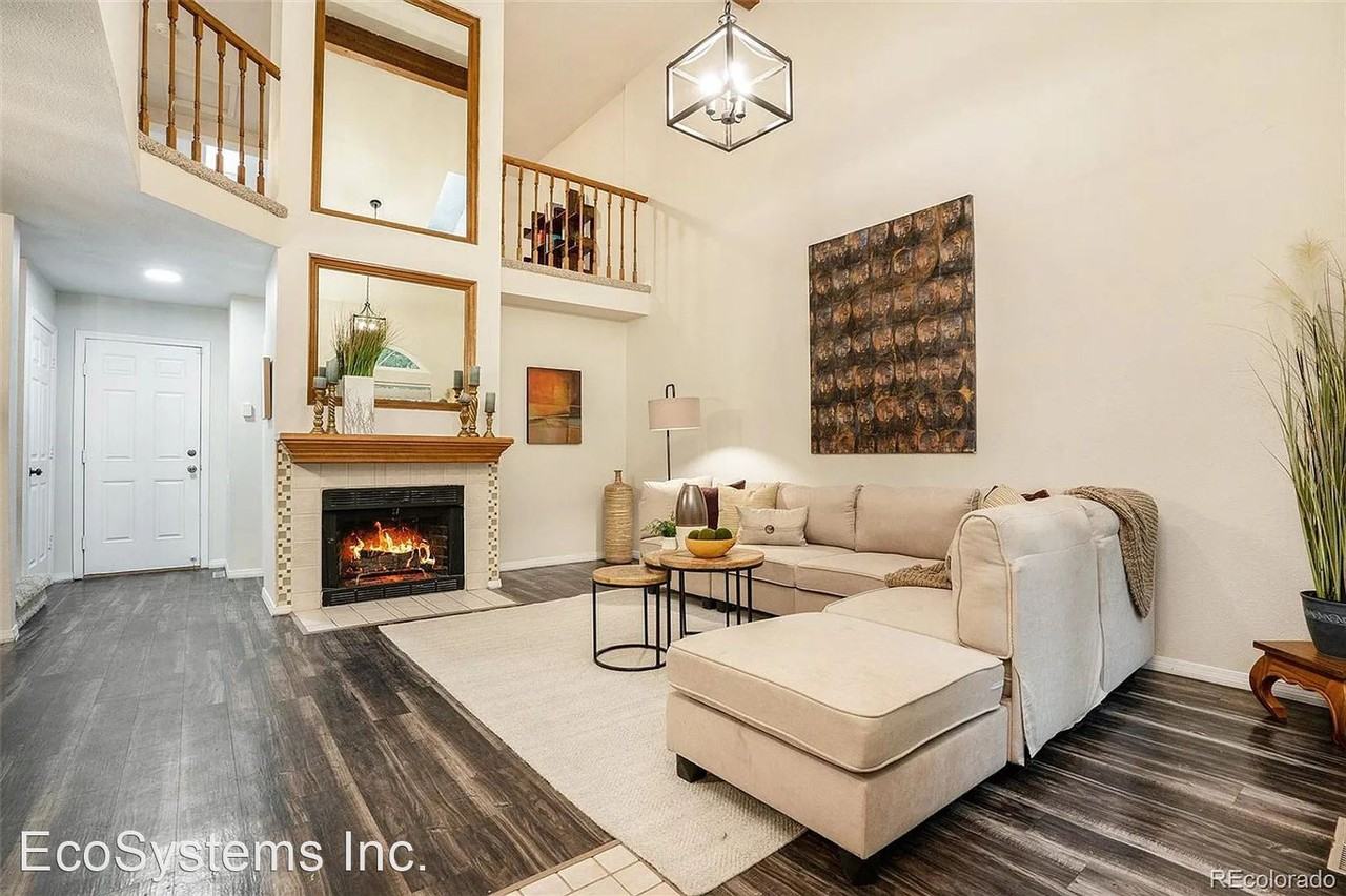 872 S Fairplay St - Photo 2 of 50