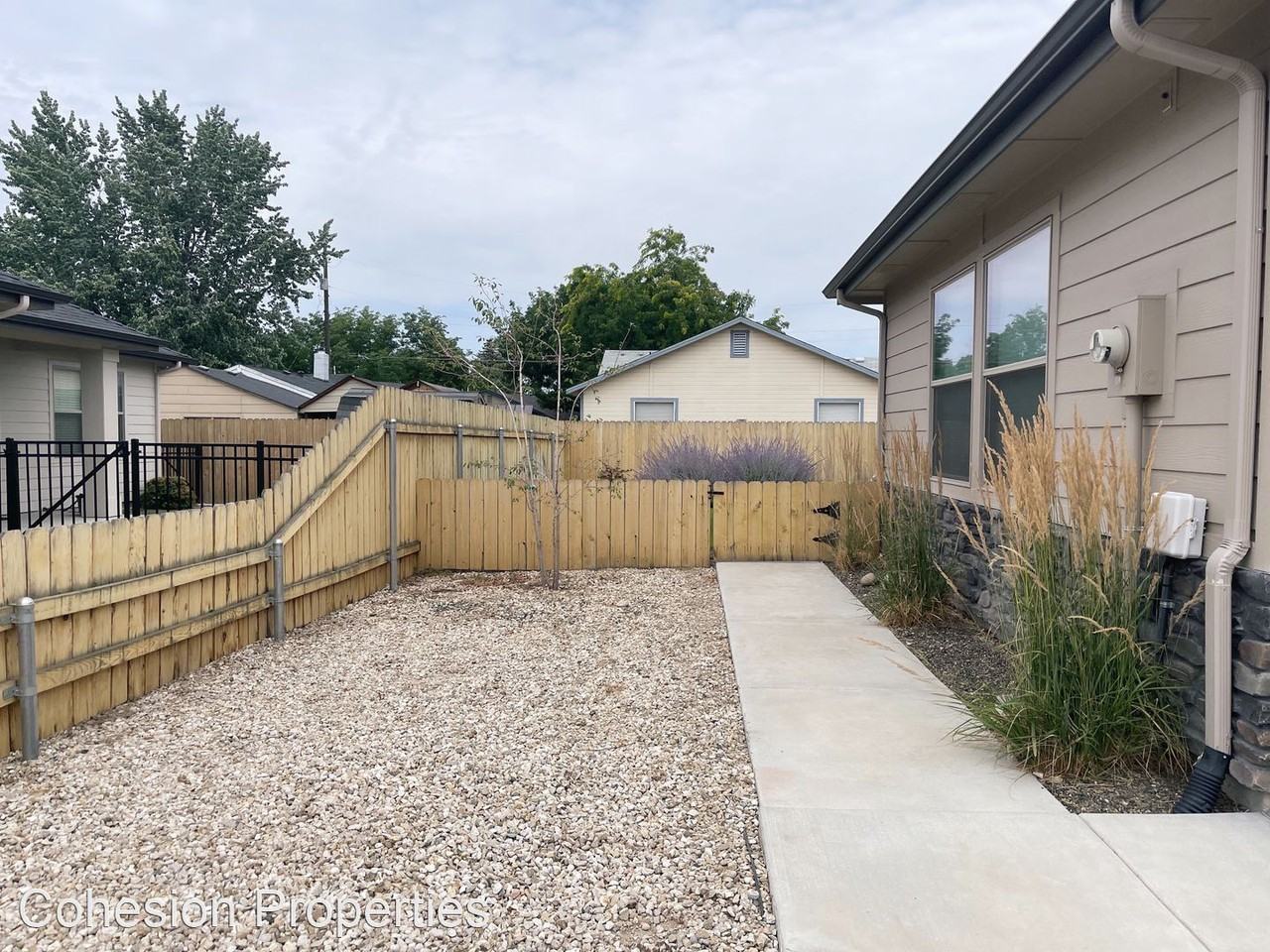 2458 N Maple Grove Rd - Photo 3 of 34