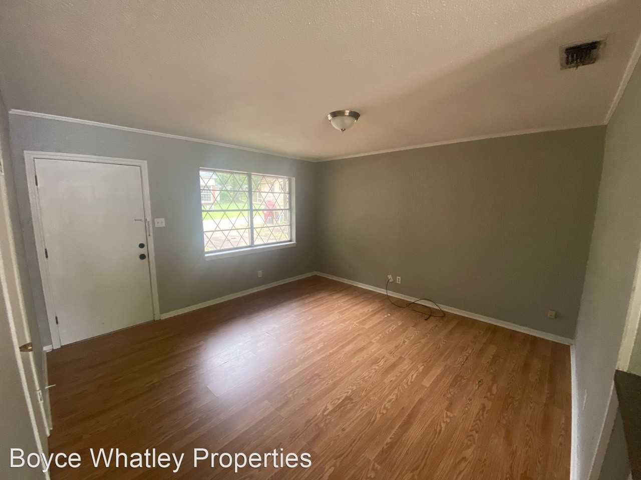 202 Elm St - Photo 2 of 10