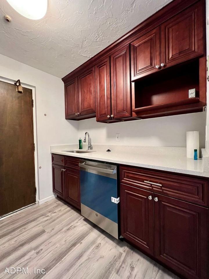 53 Will Dr #140 - Photo 2 of 18