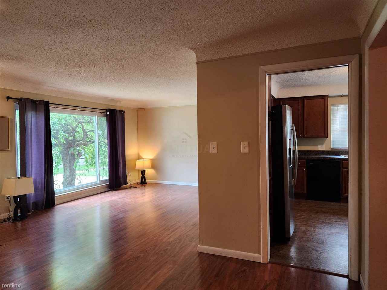 25857 Westfield - Photo 3 of 19