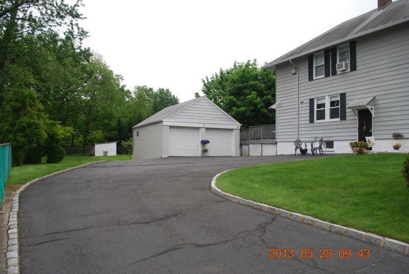 16 Cross St #B - Photo 2 of 16