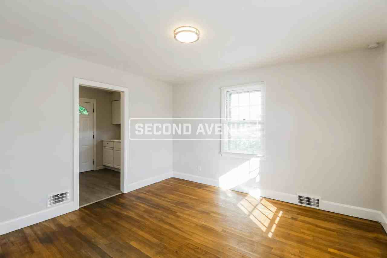 3741 Norwich Ln - Photo 3 of 13