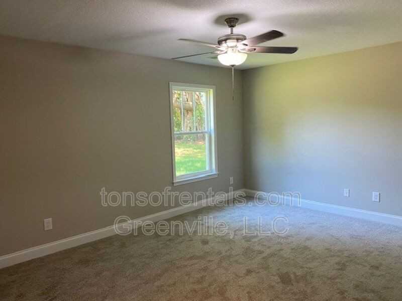 182 Sherwood Dr - Photo 6 of 13