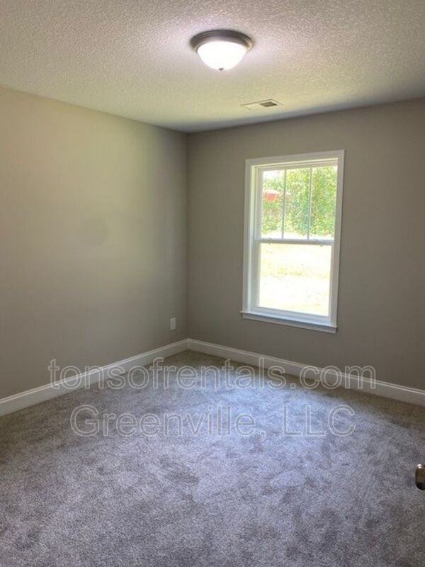 182 Sherwood Dr - Photo 7 of 13