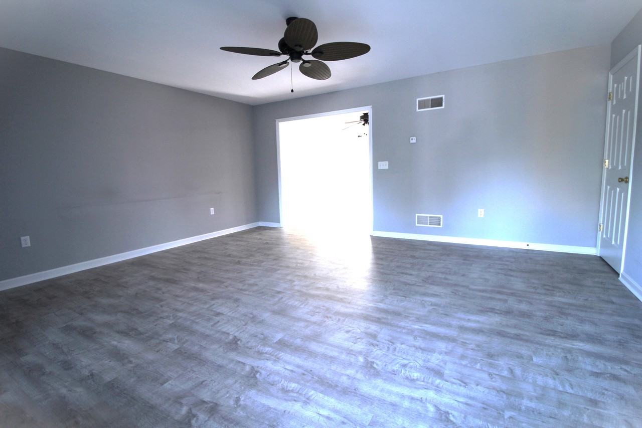 104 Battens Cir - Photo 3 of 15