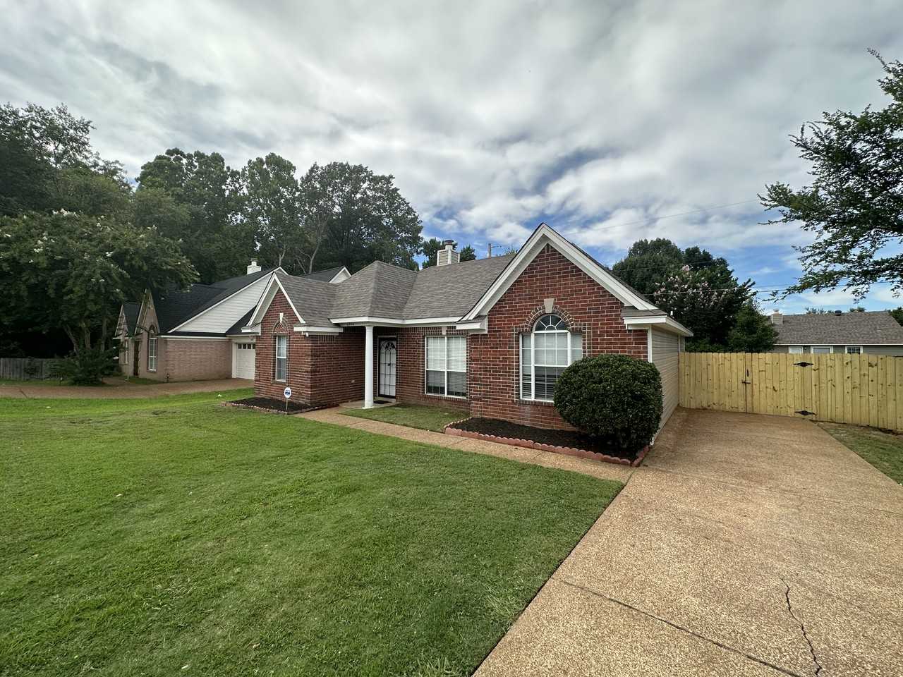 6994 Manslick Rd - Photo 2 of 13