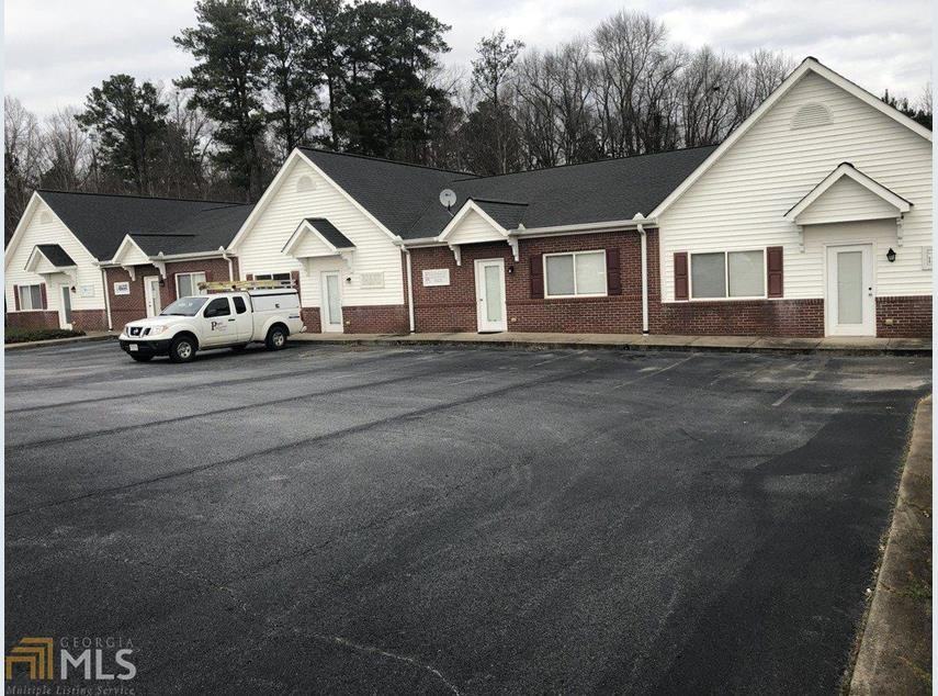 251 Prism Dr - Photo 3 of 6