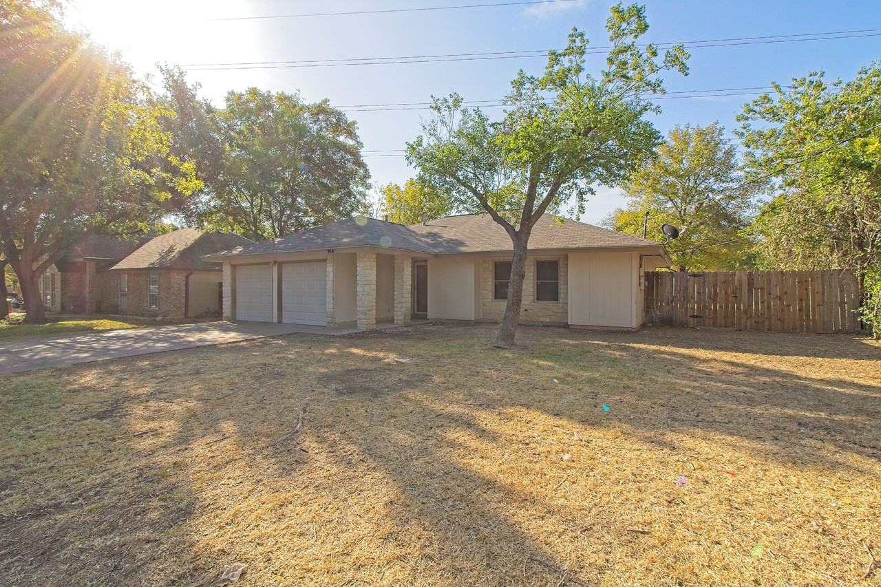 914 Garden Meadow Dr - Photo 2 of 30