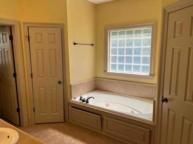 22 Sunline Dr - Photo 6 of 17