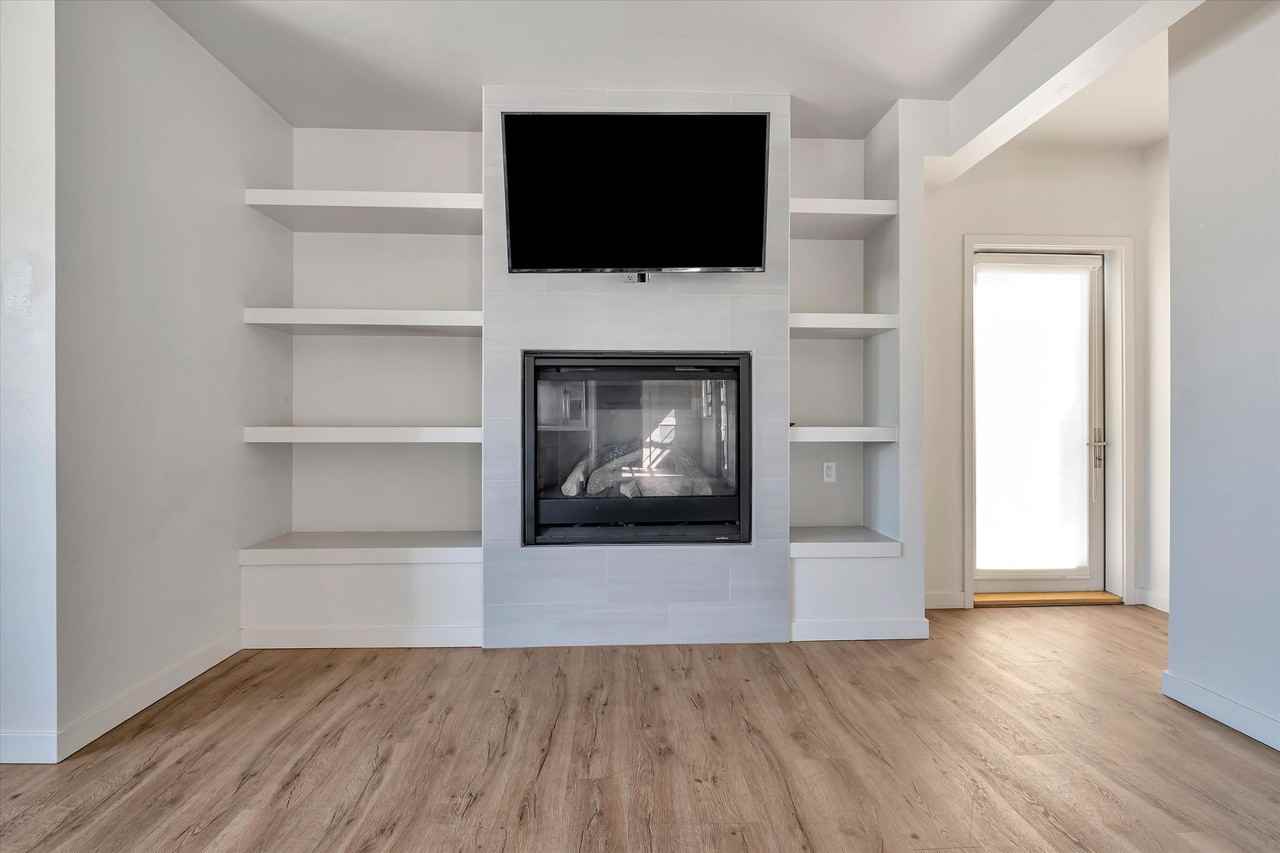 1203 Mission St - Photo 5 of 26